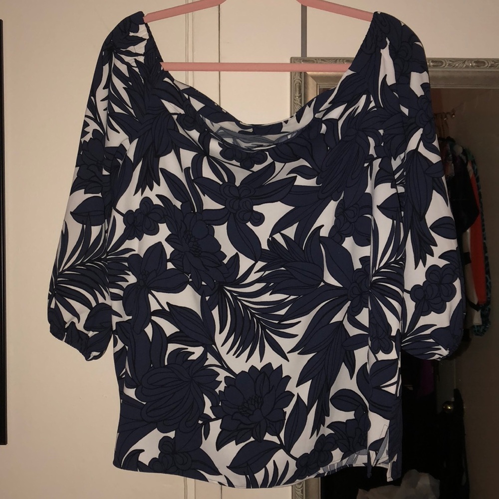 Ann Taylor Off the Shoulder Top L